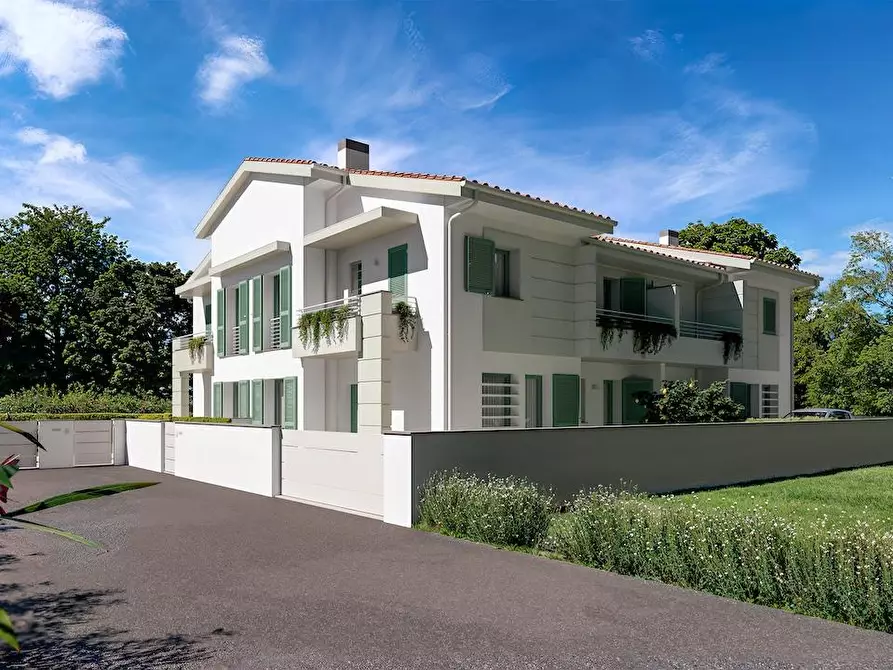 Immagine 6 di Casa quadrifamiliare in vendita  a Pontedera