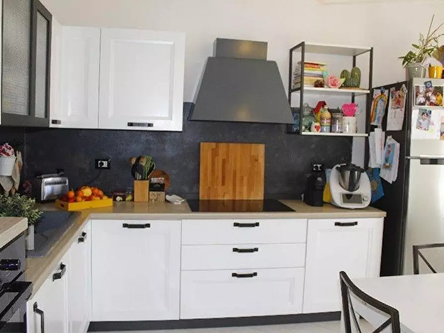 Immagine 5 di Appartamento in vendita  a Rosignano Marittimo