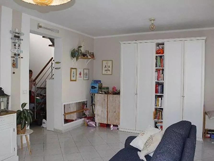 Immagine 8 di Appartamento in vendita  a Rosignano Marittimo