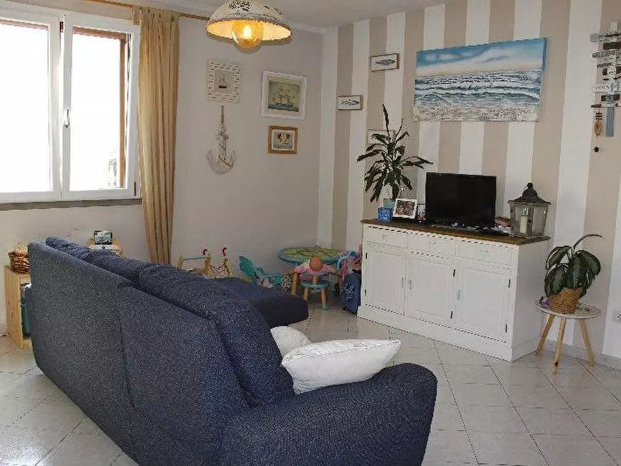 Immagine 7 di Appartamento in vendita  a Rosignano Marittimo