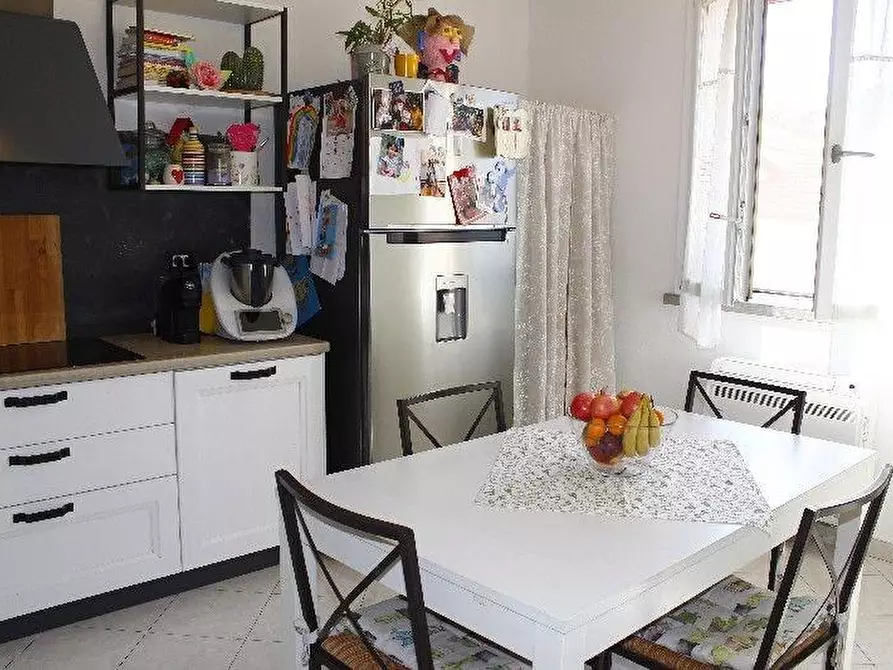 Immagine 3 di Appartamento in vendita  a Rosignano Marittimo