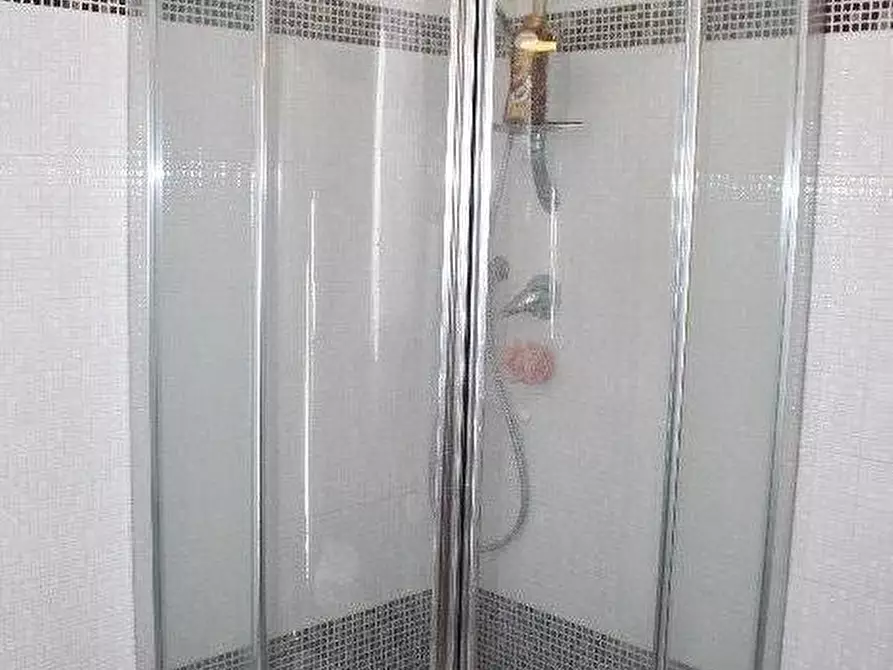 Immagine 12 di Appartamento in vendita  a Rosignano Marittimo