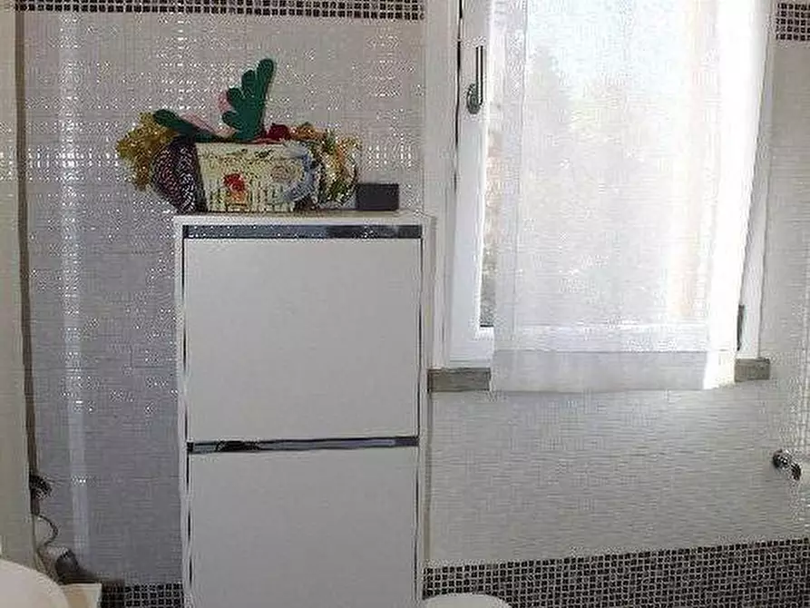 Immagine 10 di Appartamento in vendita  a Rosignano Marittimo