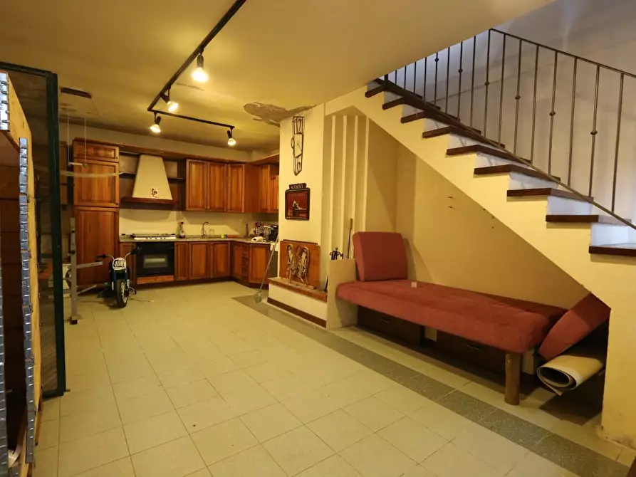 Immagine 37 di Appartamento in vendita  a Cascina