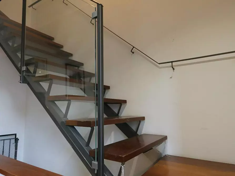 Immagine 18 di Appartamento in vendita  a Cascina