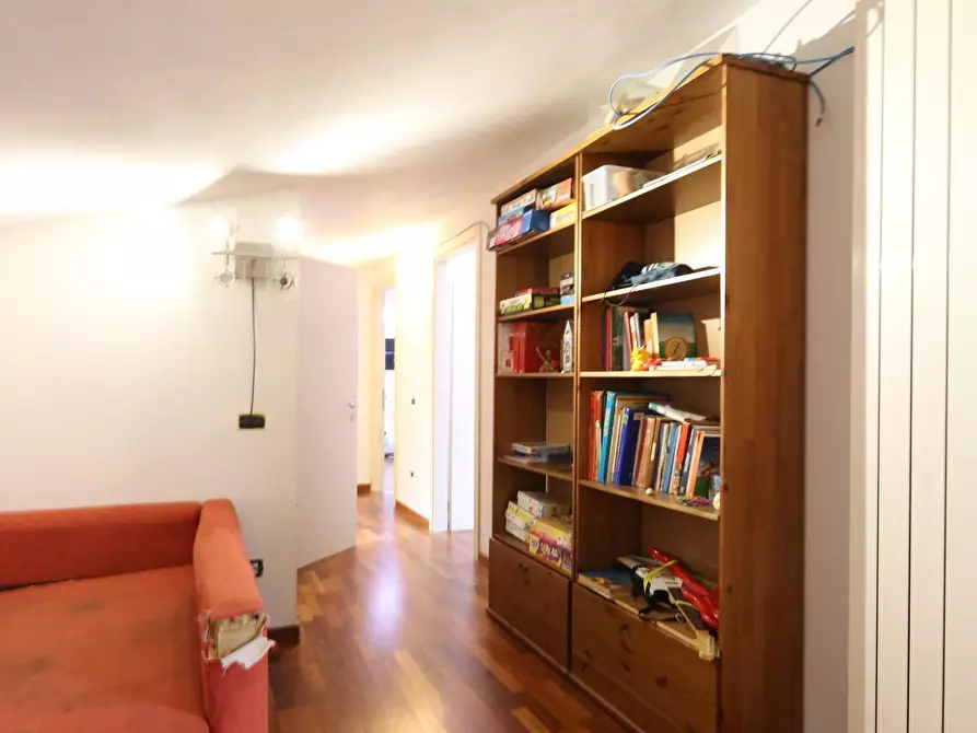 Immagine 21 di Appartamento in vendita  a Cascina