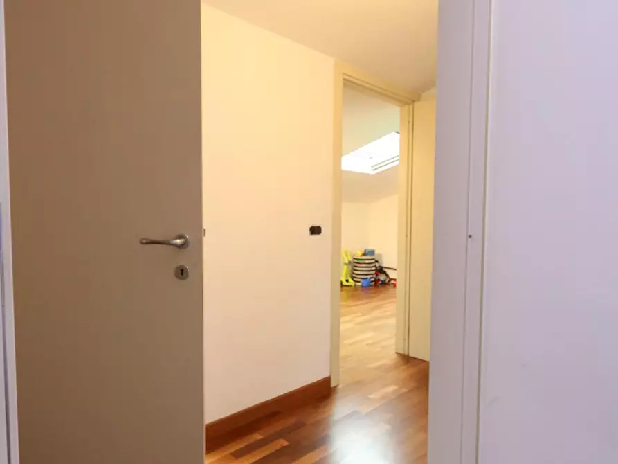 Immagine 26 di Appartamento in vendita  a Cascina