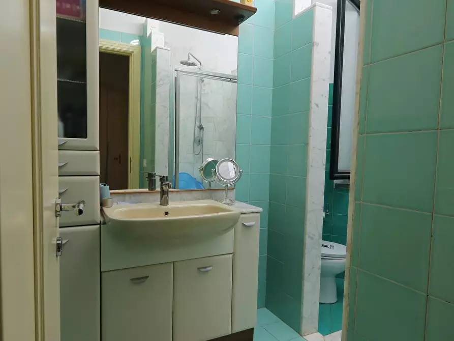 Immagine 11 di Appartamento in vendita  a Cascina