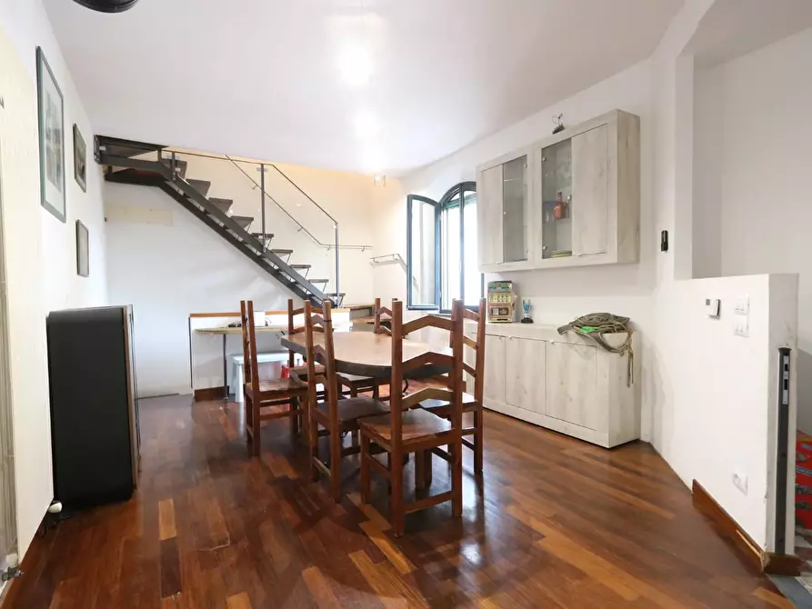 Immagine 1 di Appartamento in vendita  a Cascina