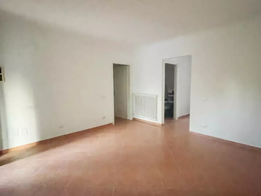 Immagine 2 di Appartamento in vendita  a Calci