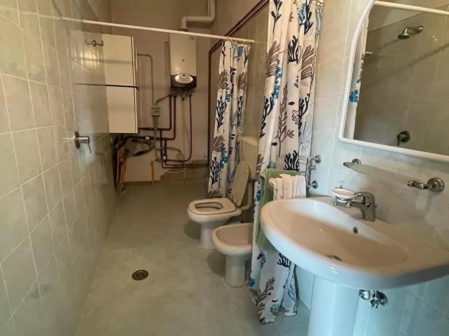 Immagine 18 di Villa in vendita  a Porcari