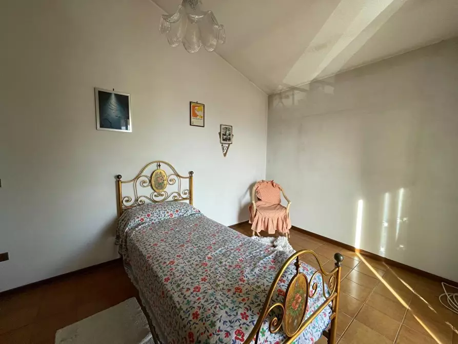 Immagine 16 di Villa in vendita  a Porcari