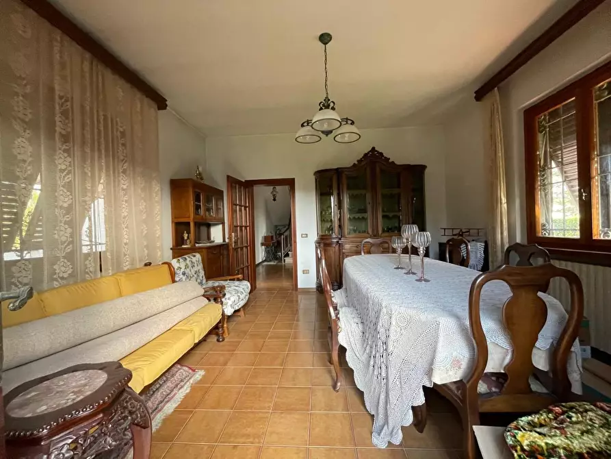 Immagine 29 di Villa in vendita  a Porcari