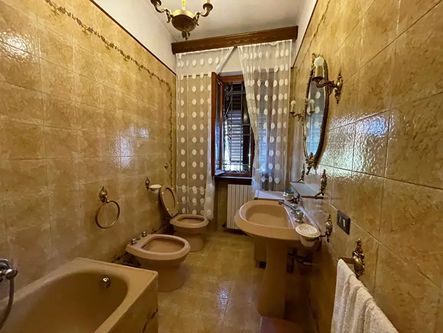 Immagine 9 di Villa in vendita  a Porcari