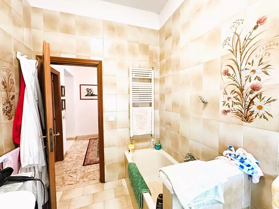 Immagine 8 di Appartamento in vendita  a Empoli