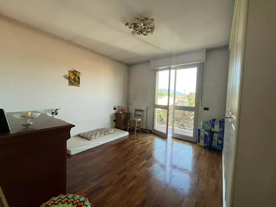 Immagine 18 di Appartamento in vendita  a Lucca