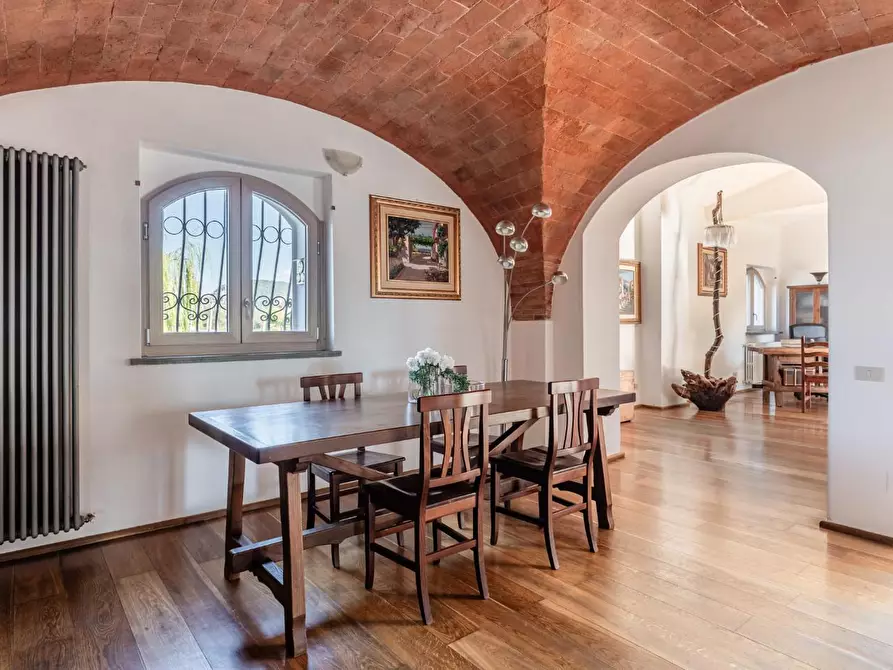 Immagine 7 di Rustico / casale in vendita  a Vecchiano