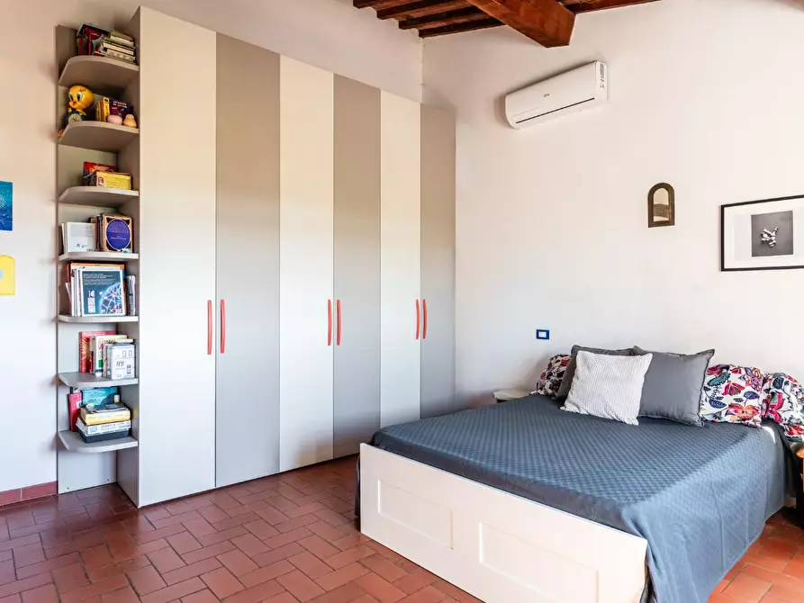 Immagine 16 di Rustico / casale in vendita  a Vecchiano