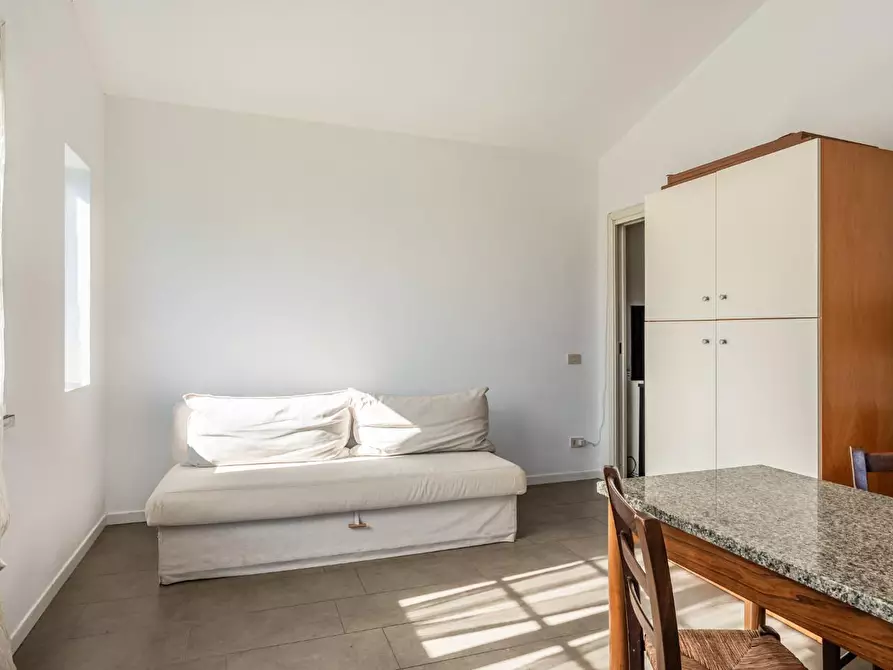 Immagine 21 di Rustico / casale in vendita  a Vecchiano