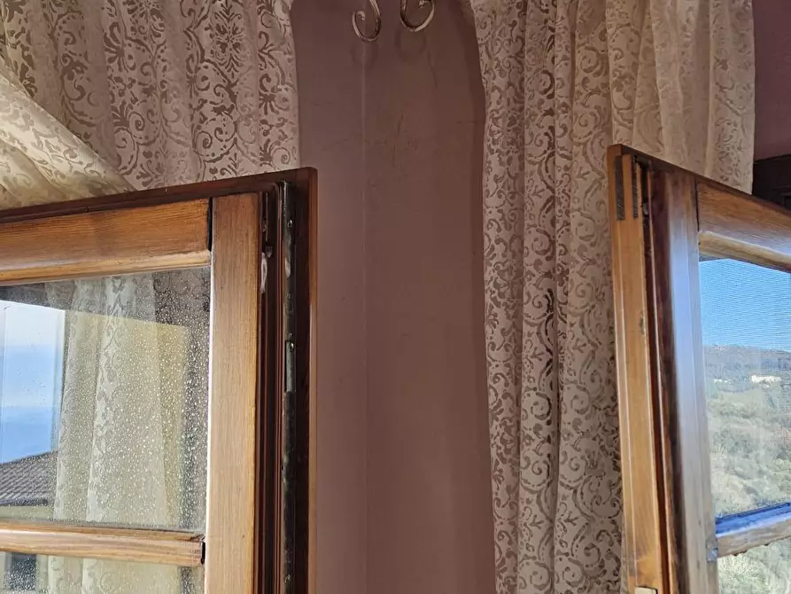 Immagine 11 di Appartamento in affitto  a Capraia E Limite
