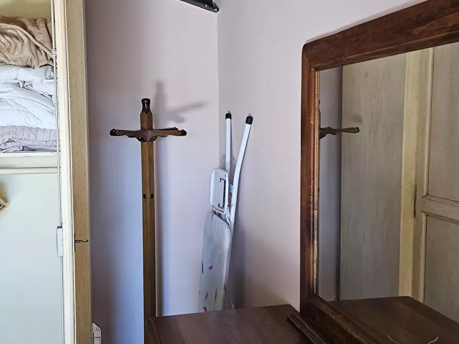 Immagine 16 di Appartamento in affitto  a Capraia E Limite