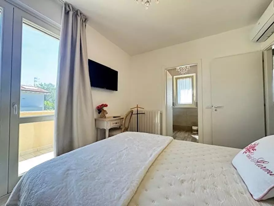 Immagine 17 di Casa bifamiliare in affitto  a Forte Dei Marmi