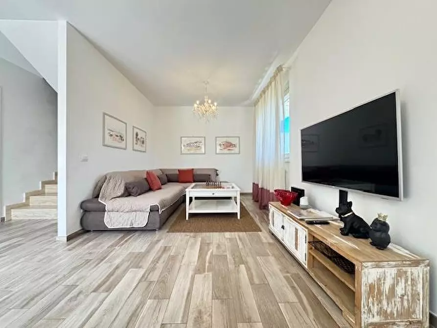 Immagine 3 di Casa bifamiliare in affitto  a Forte Dei Marmi