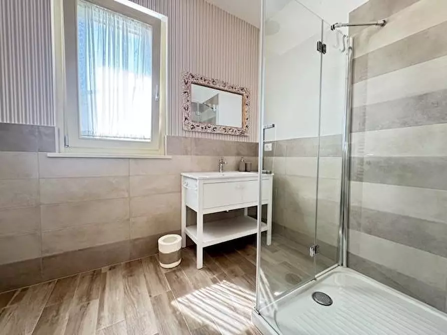 Immagine 18 di Casa bifamiliare in affitto  a Forte Dei Marmi