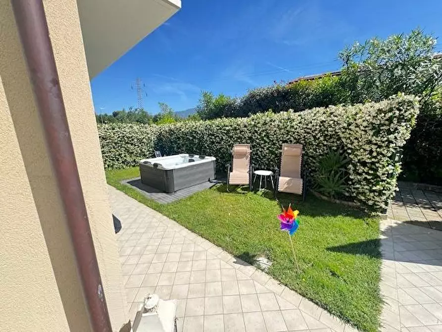 Immagine 6 di Casa bifamiliare in affitto  a Forte Dei Marmi