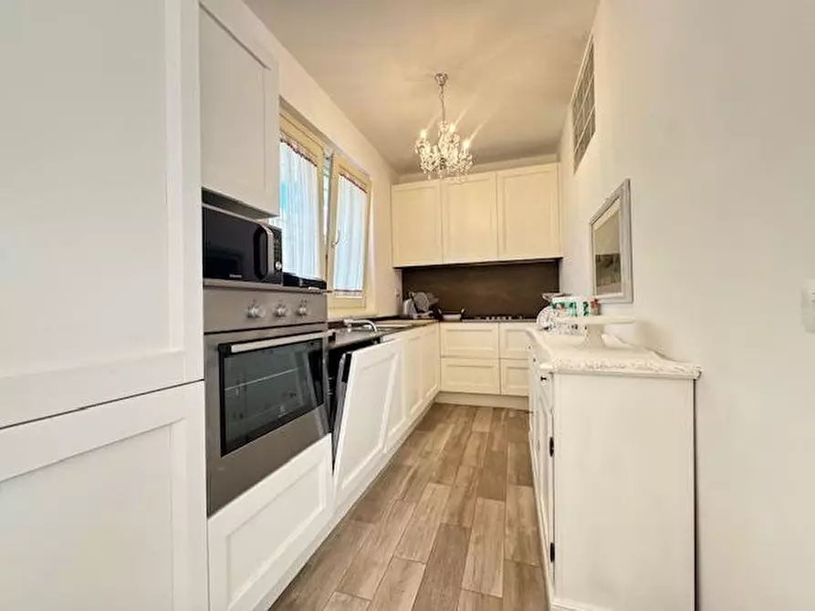 Immagine 8 di Casa bifamiliare in affitto  a Forte Dei Marmi