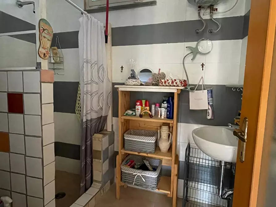 Immagine 37 di Casa semindipendente in vendita  a Capannori