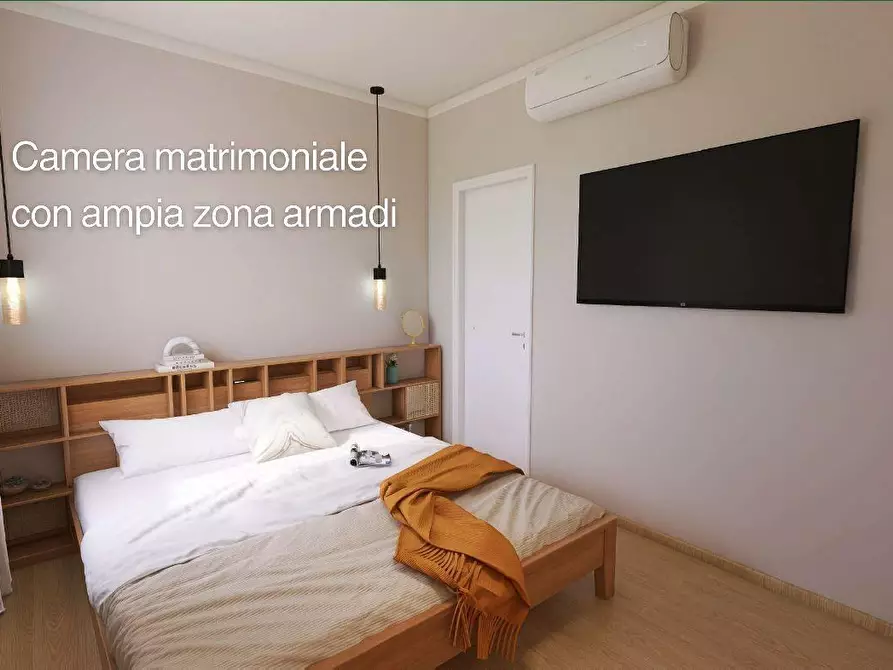 Immagine 11 di Appartamento in vendita  a Sarzana