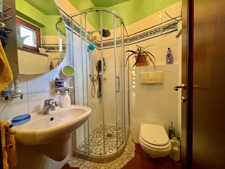 Immagine 5 di Casa bifamiliare in vendita  a Porcari