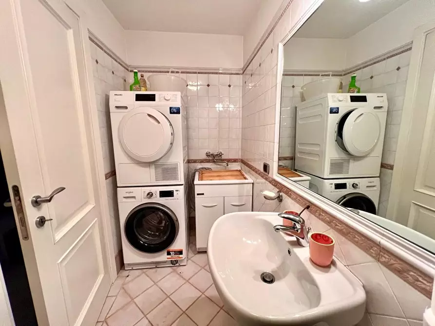 Immagine 28 di Villa in vendita  a Forte Dei Marmi