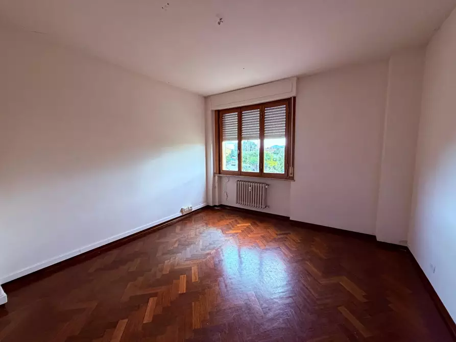 Immagine 26 di Appartamento in vendita  a Lucca