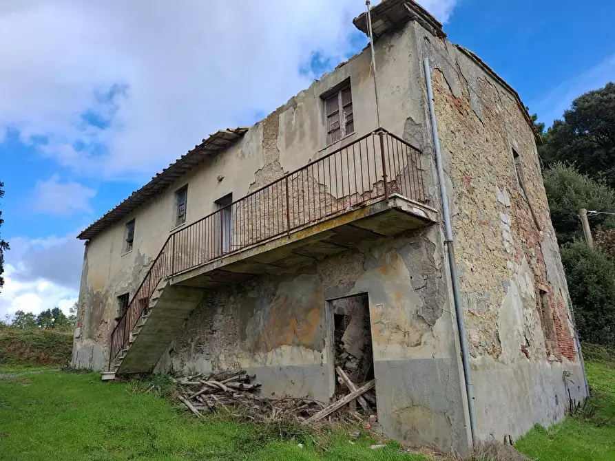 Immagine 10 di Casa colonica in vendita  a Gambassi Terme