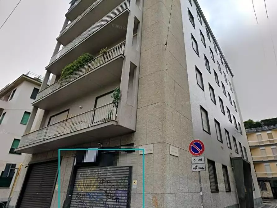 Immagine 1 di Negozio in vendita  a Milano