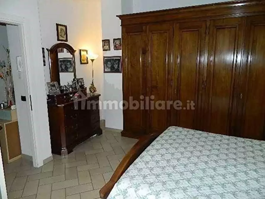 Immagine 12 di Villetta a schiera in vendita  a Carrara