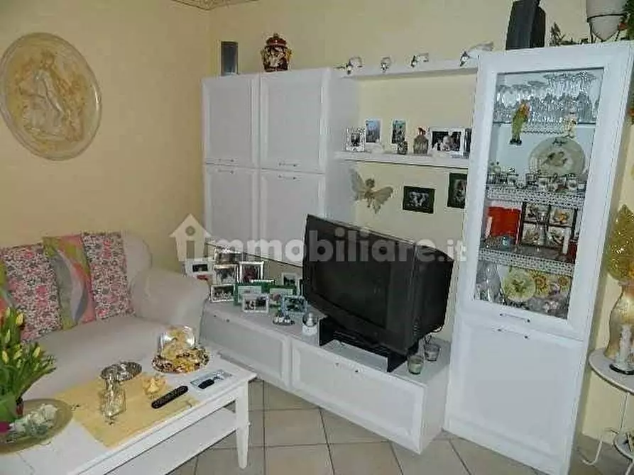 Immagine 20 di Villetta a schiera in vendita  a Carrara