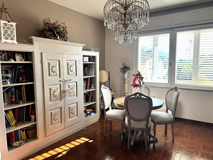 Immagine 15 di Casa indipendente in vendita  a Cascina