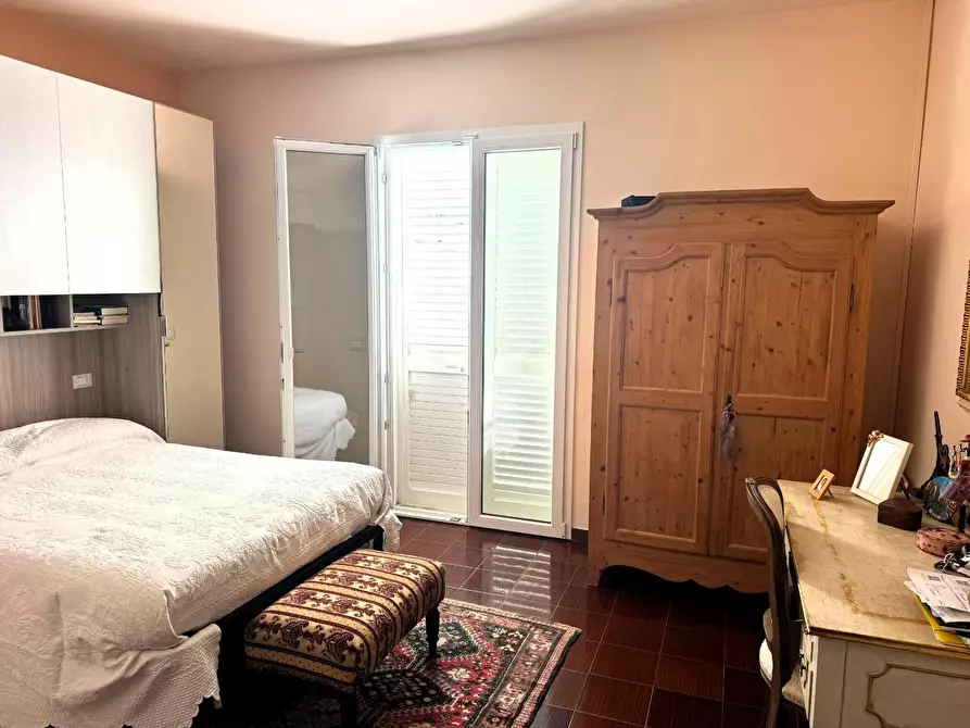 Immagine 14 di Casa indipendente in vendita  a Cascina