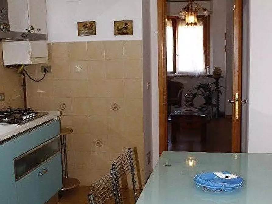 Immagine 6 di Appartamento in vendita  a Rosignano Marittimo