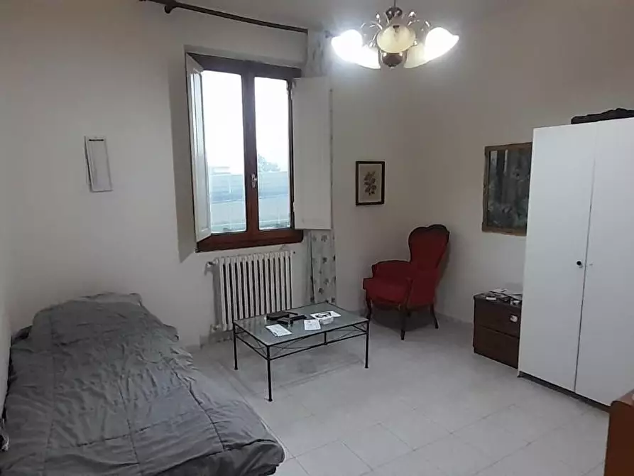 Immagine 4 di Appartamento in vendita  a Prato