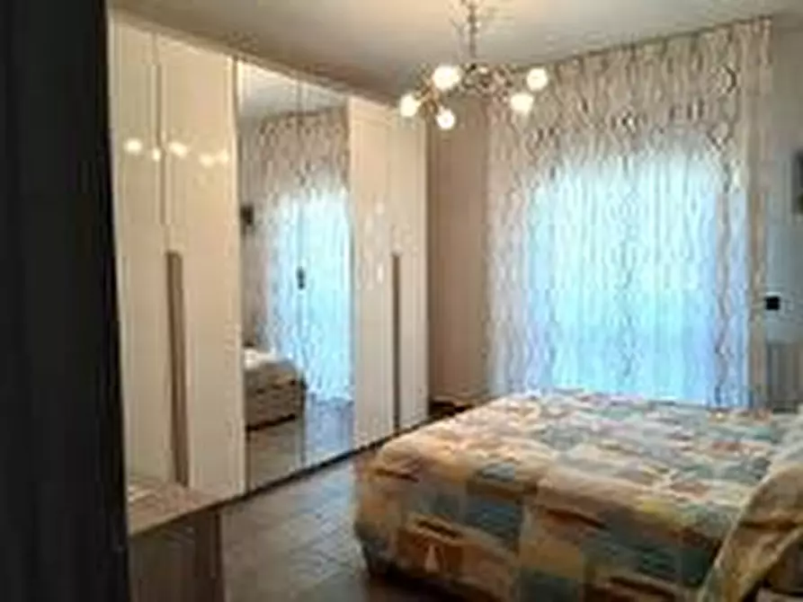 Immagine 11 di Appartamento in vendita  a Cascina