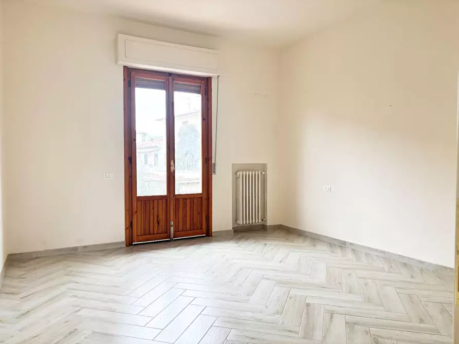 Immagine 16 di Appartamento in vendita  a Vinci