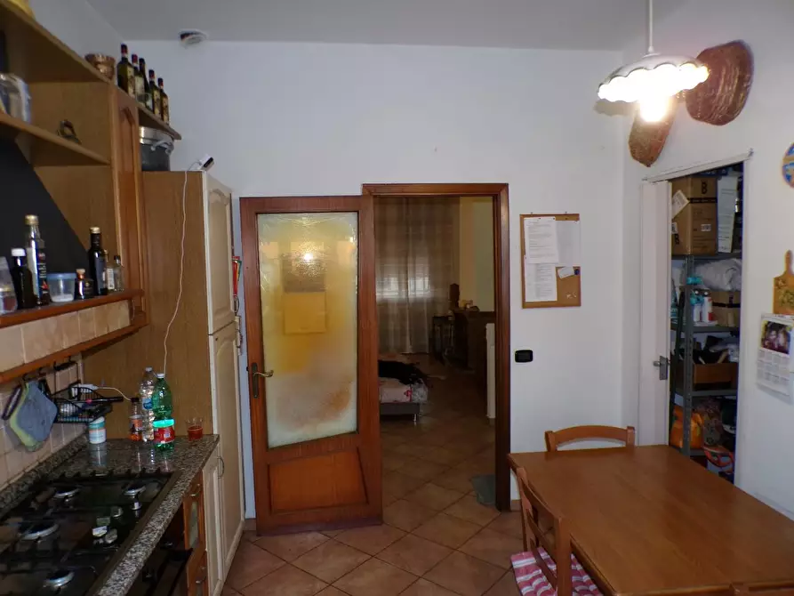 Immagine 12 di Casa bifamiliare in vendita  a Cascina