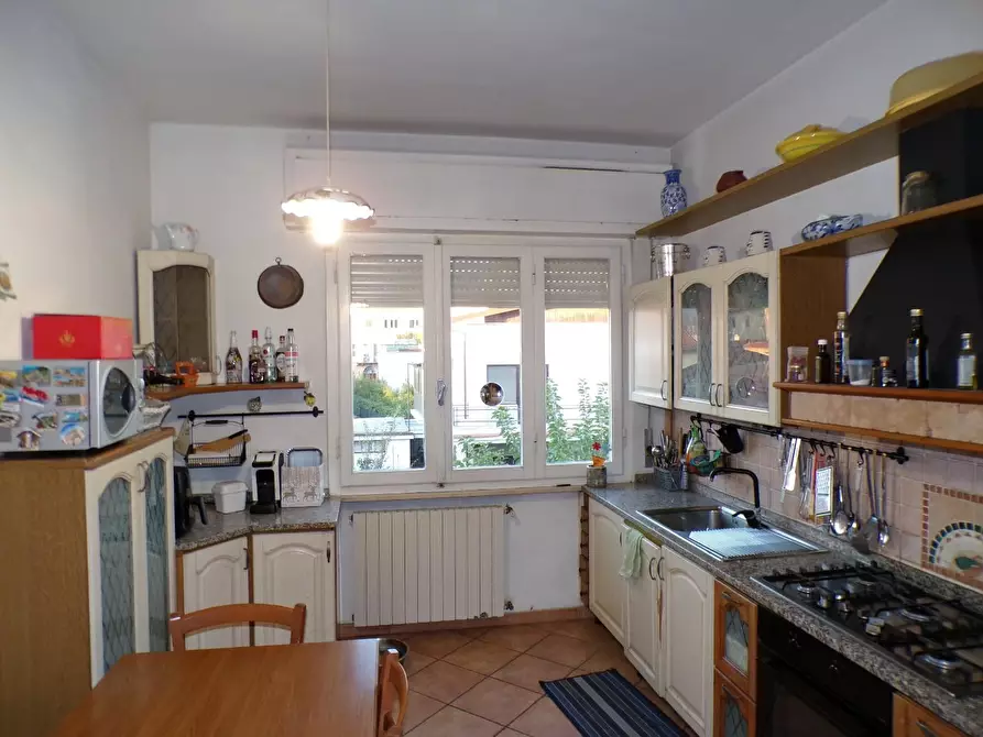 Immagine 9 di Casa bifamiliare in vendita  a Cascina