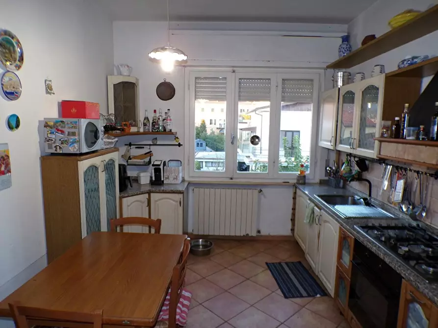 Immagine 14 di Casa bifamiliare in vendita  a Cascina