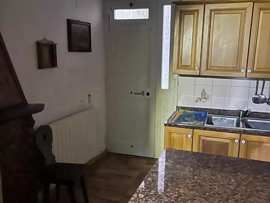 Immagine 4 di Terratetto in vendita  a Massa