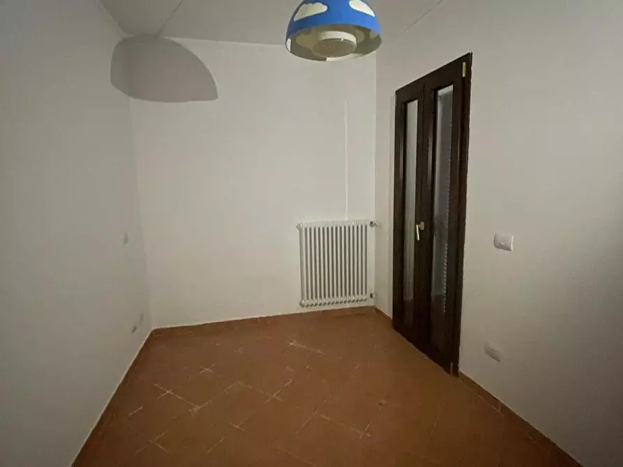 Immagine 16 di Appartamento in vendita  a Calci